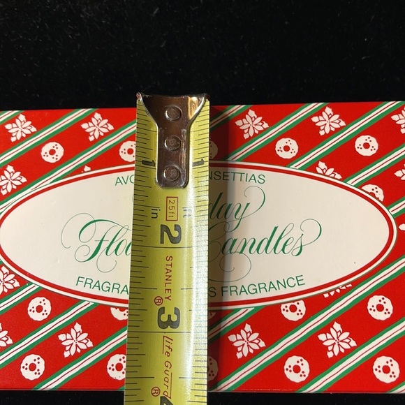 Avon (1983) Avon “Two Poinsettias Holiday Floating Candles” One New - Picture 4 of 9
